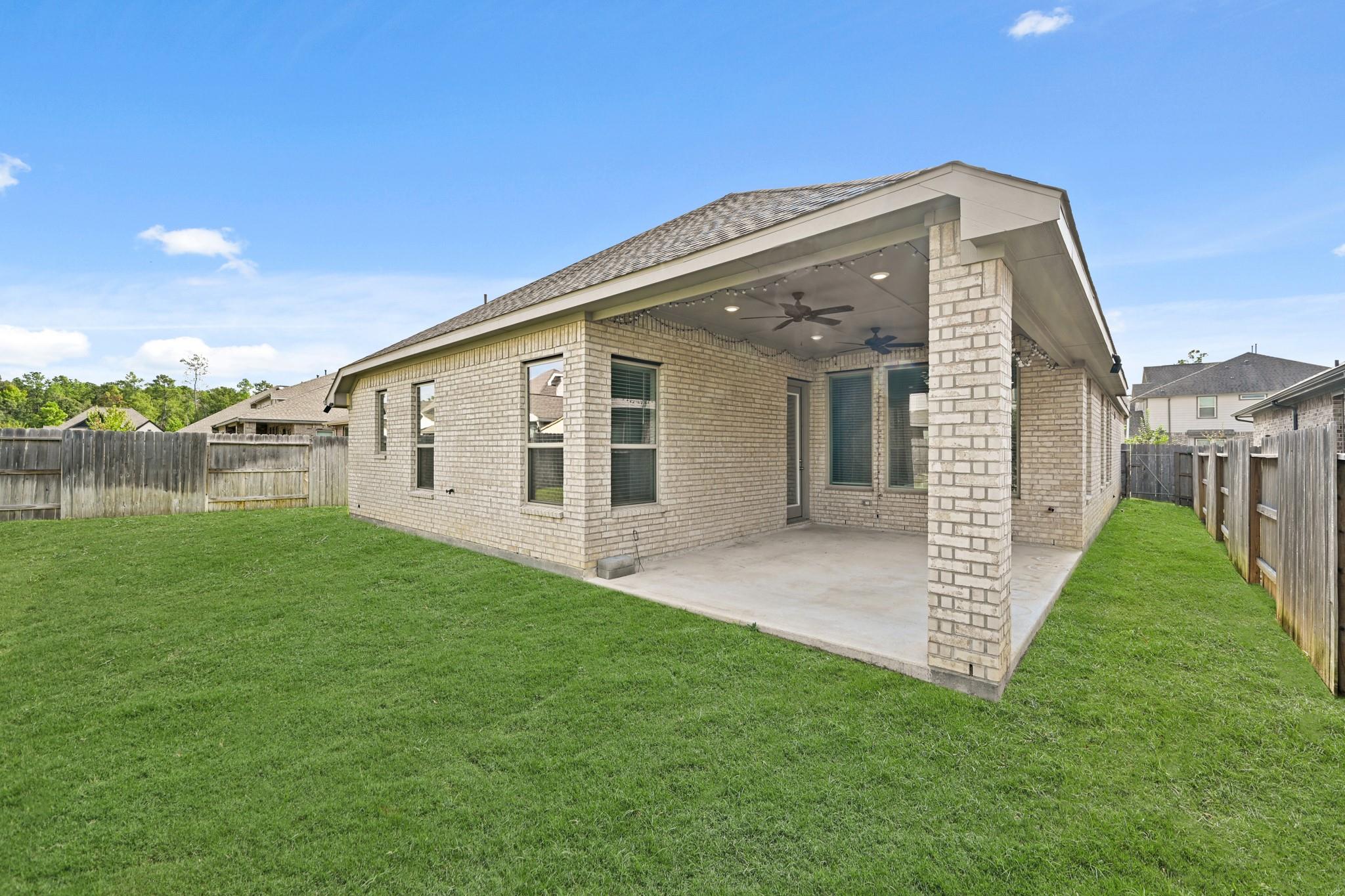 15019 Mulberry Hallow Street