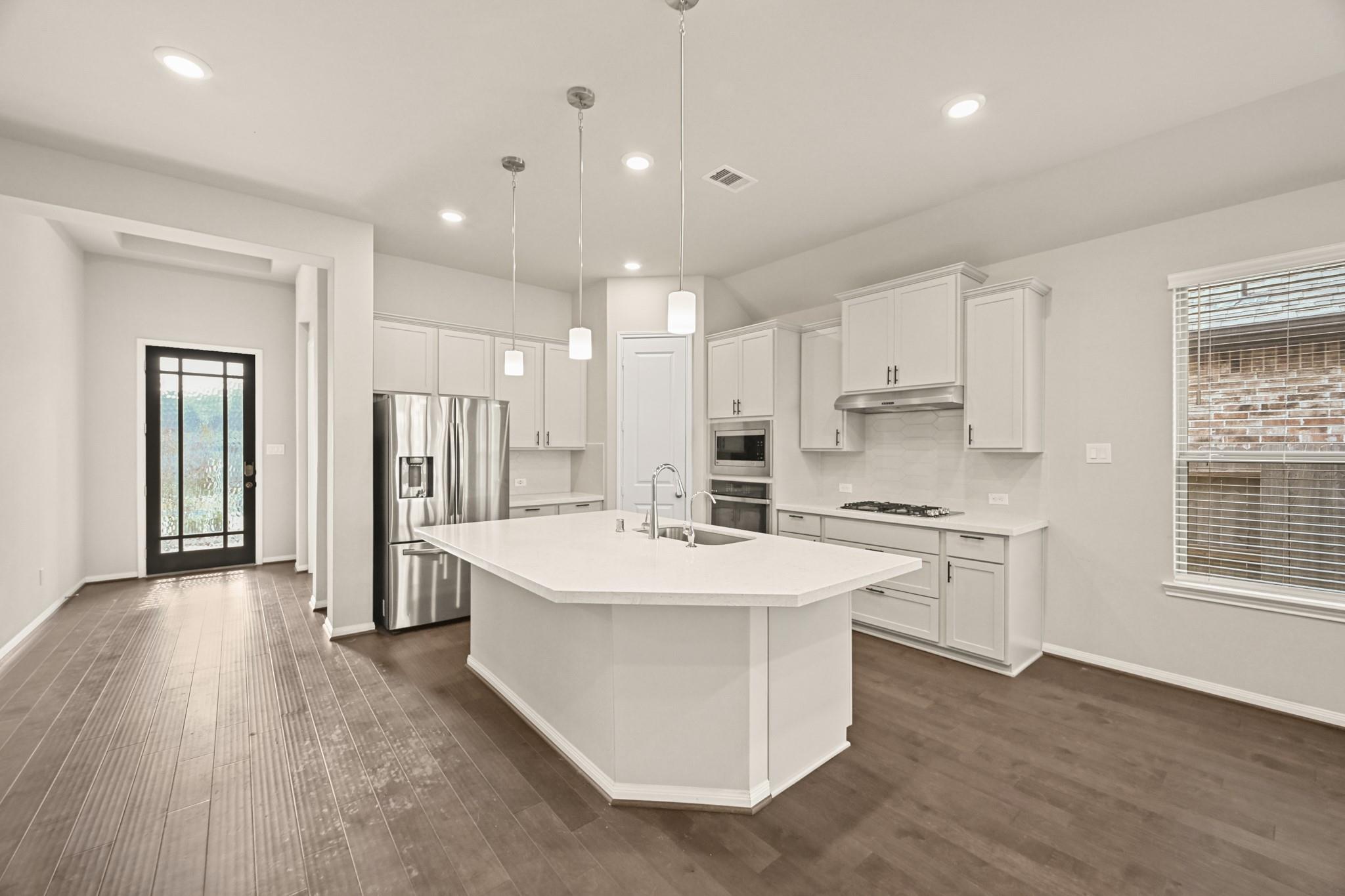 15019 Mulberry Hallow Street