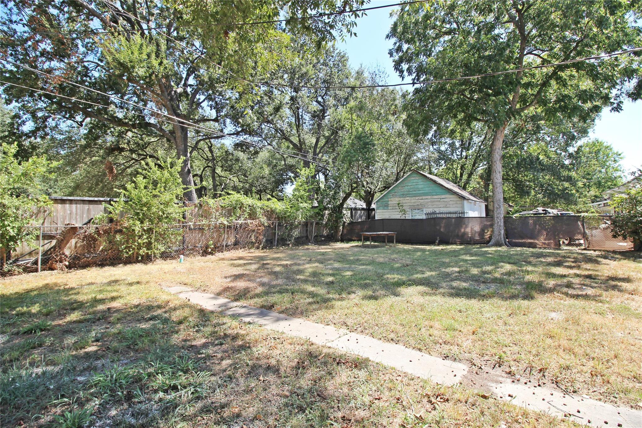 7509 Elm Street