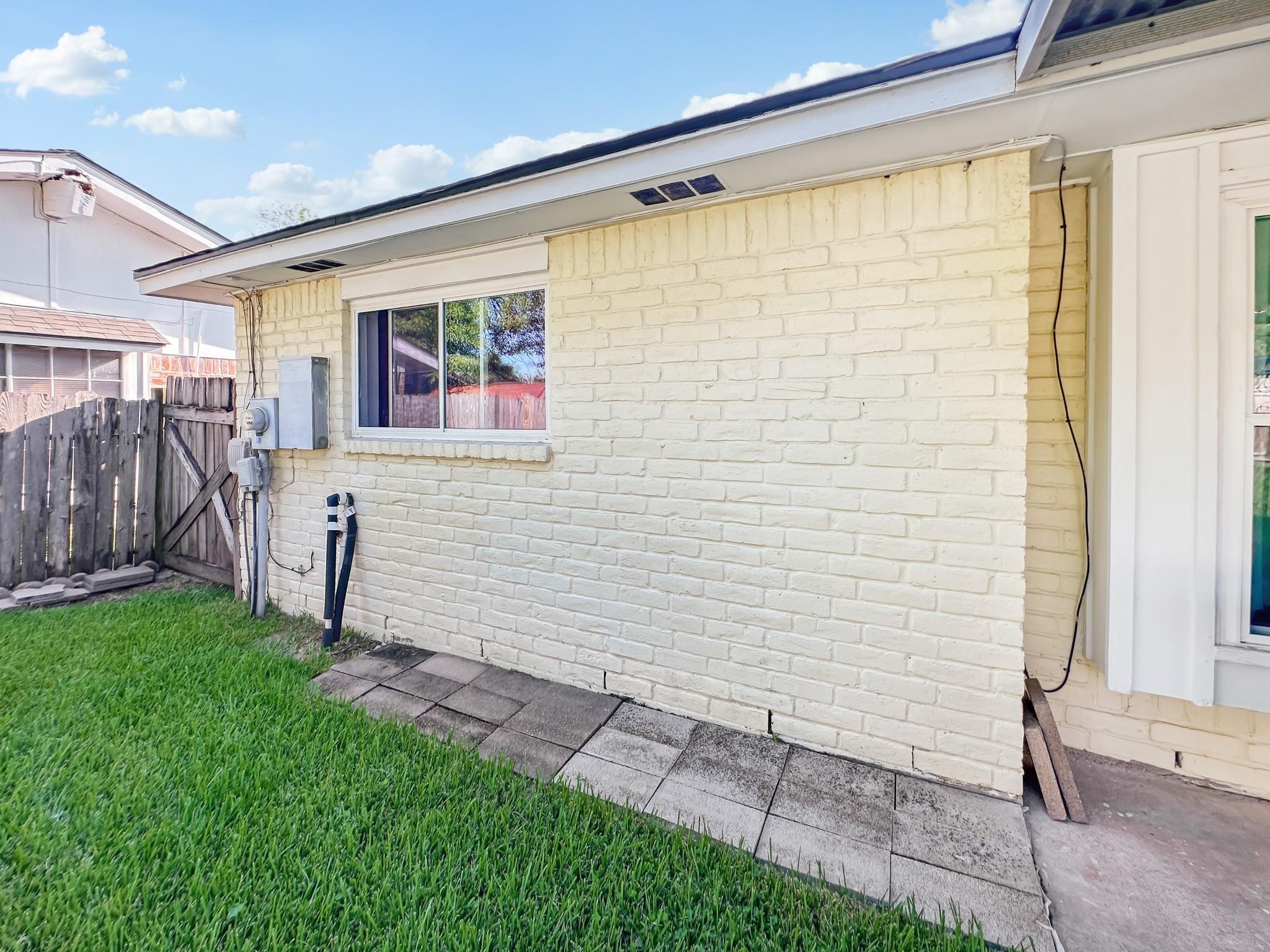 7818 Smokey Wood Lane