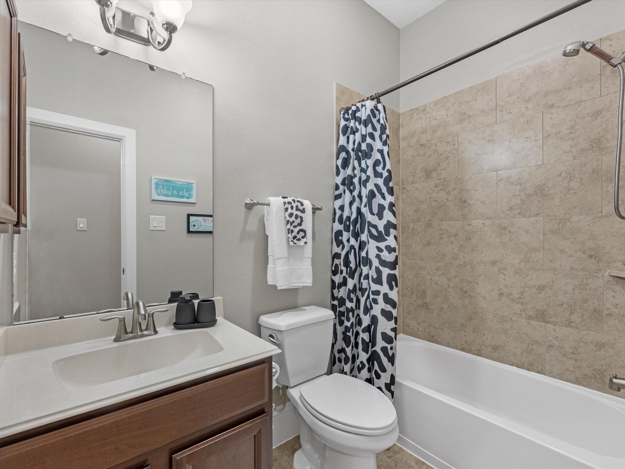 27209 Adrian Hills Lane