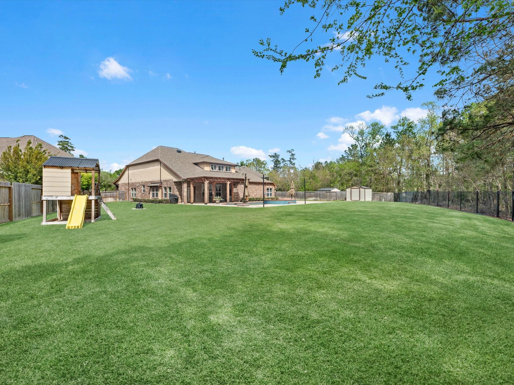 27209 Adrian Hills Lane