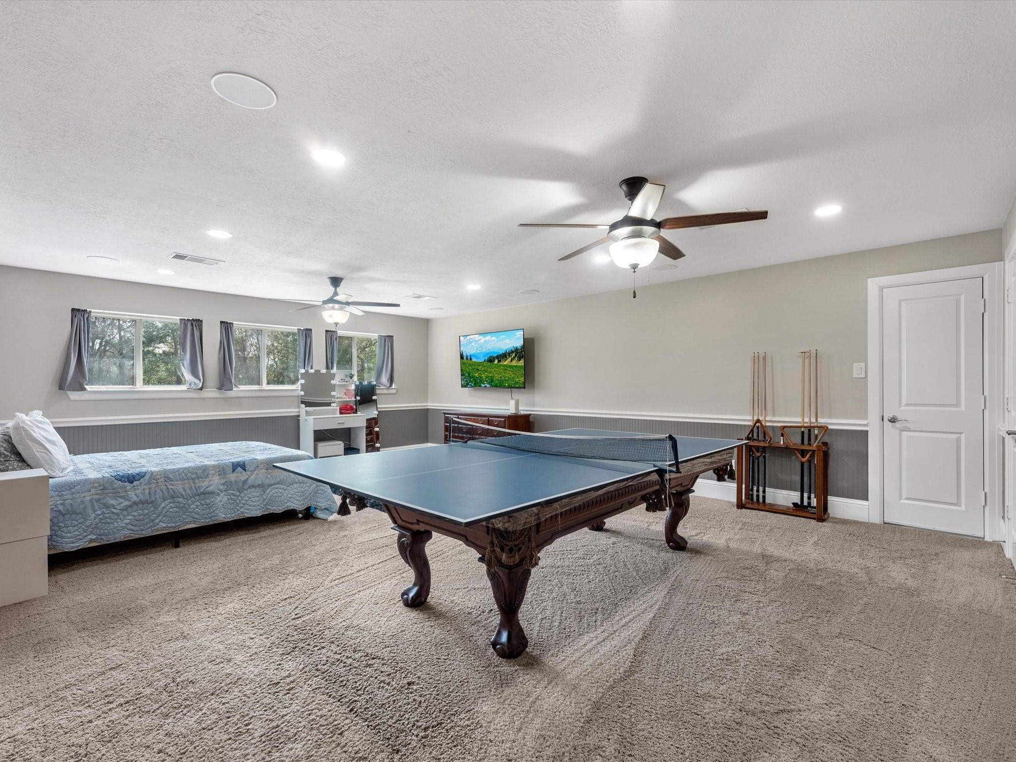 27209 Adrian Hills Lane