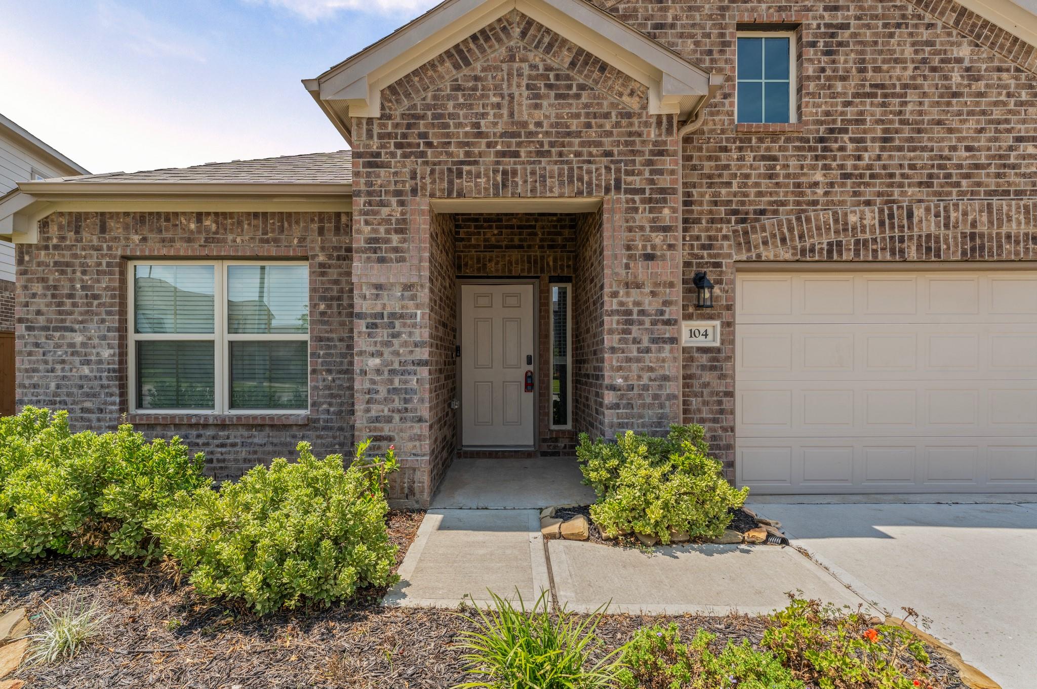 104 Solana Point Drive