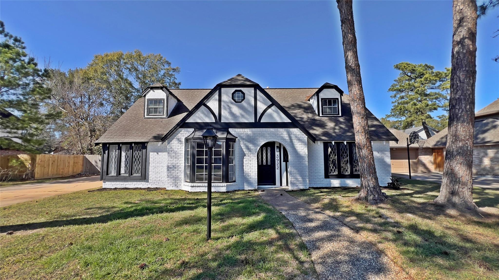 3922 Highpines Drive