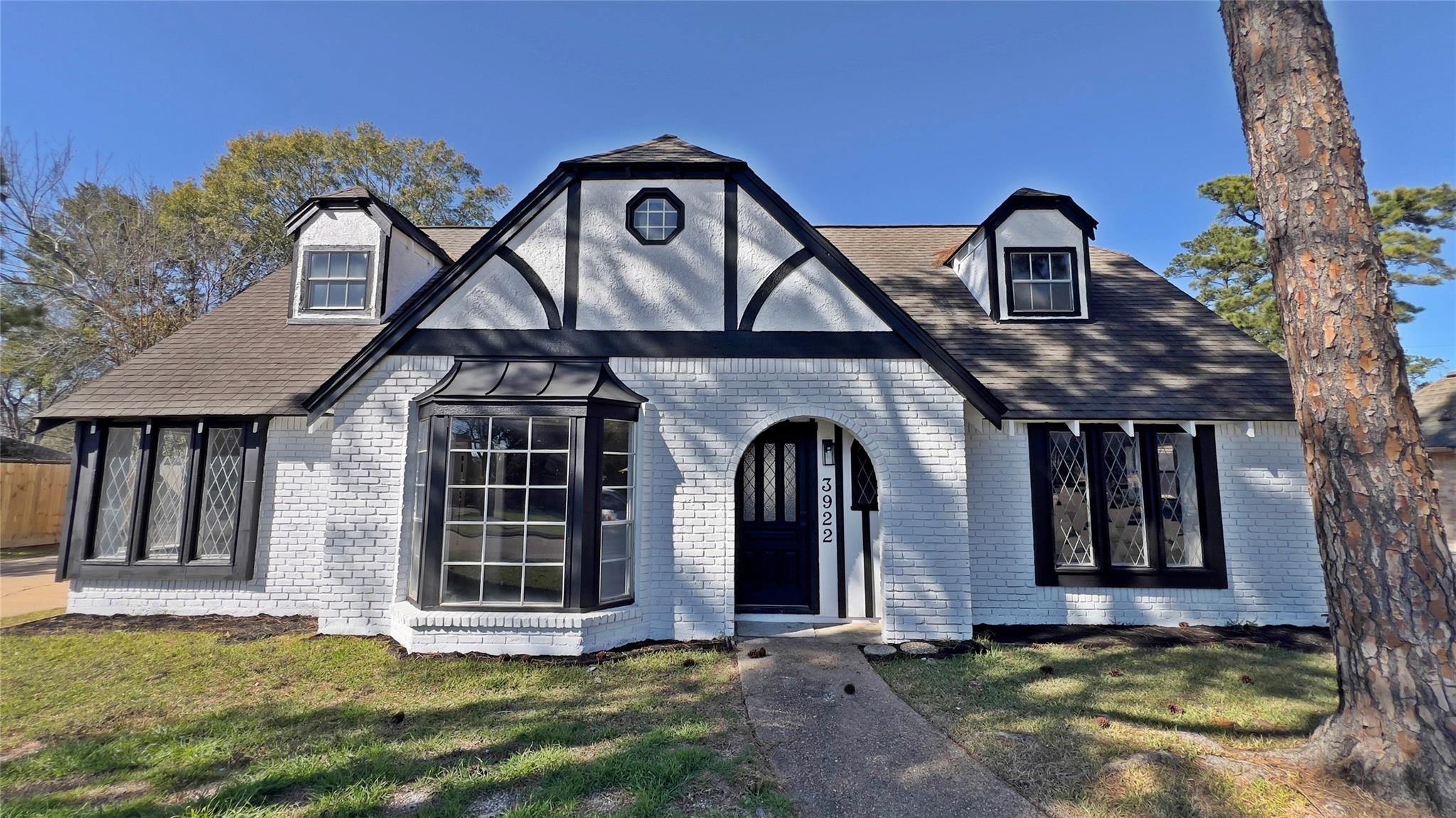 3922 Highpines Drive