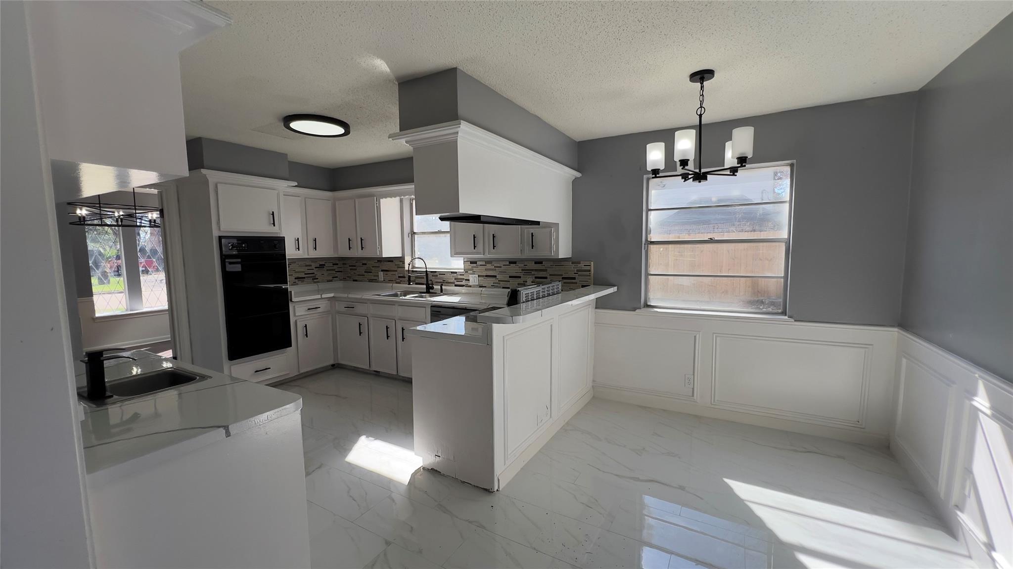 3922 Highpines Drive