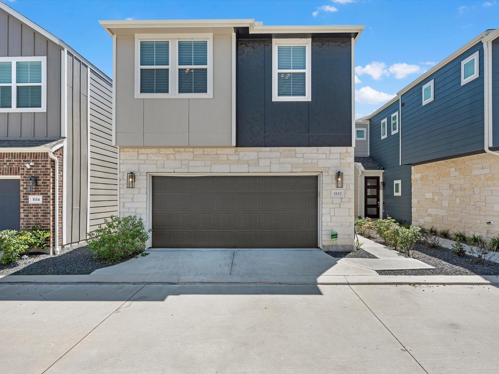 3112 Flower Market Lane