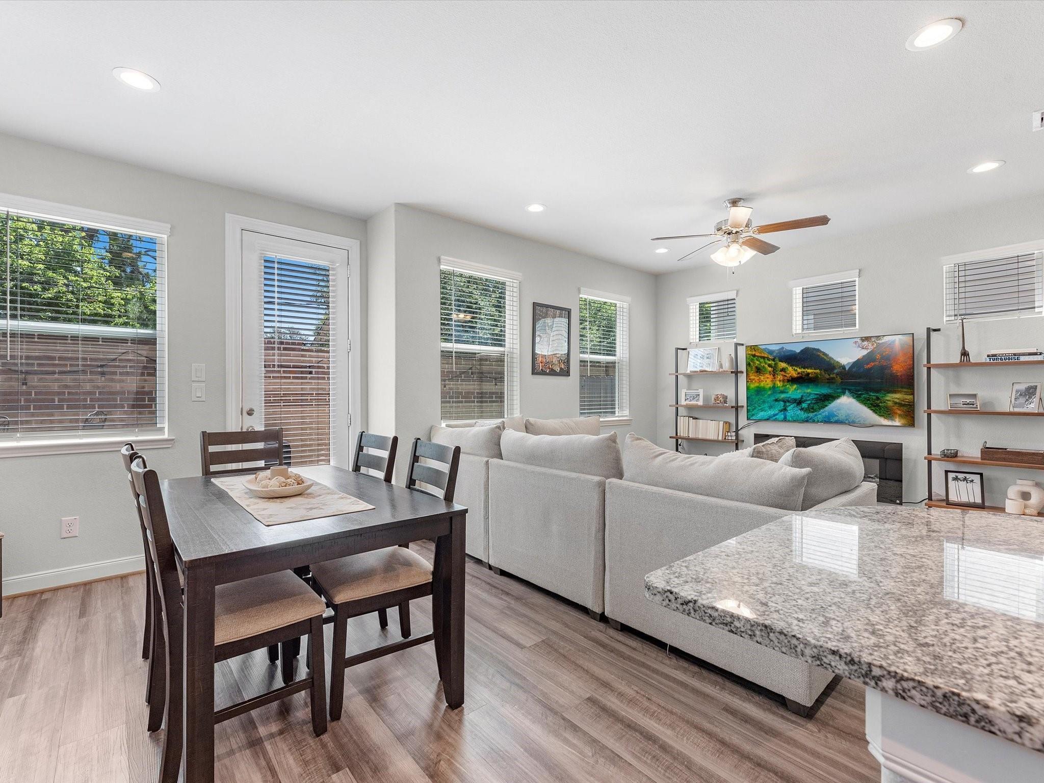 3112 Flower Market Lane