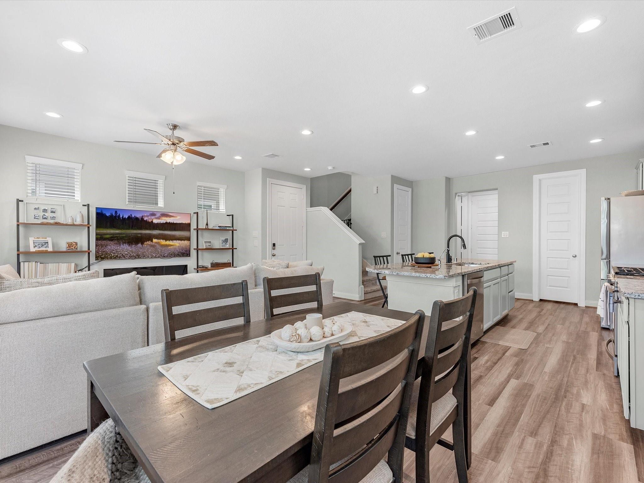 3112 Flower Market Lane