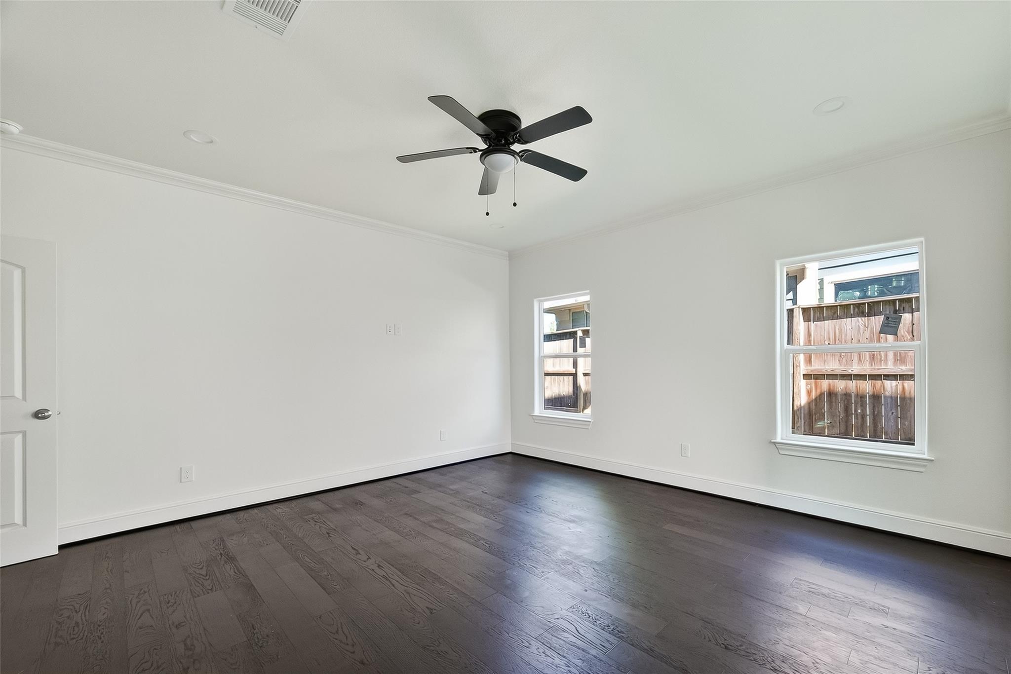 1435 Overhill Street