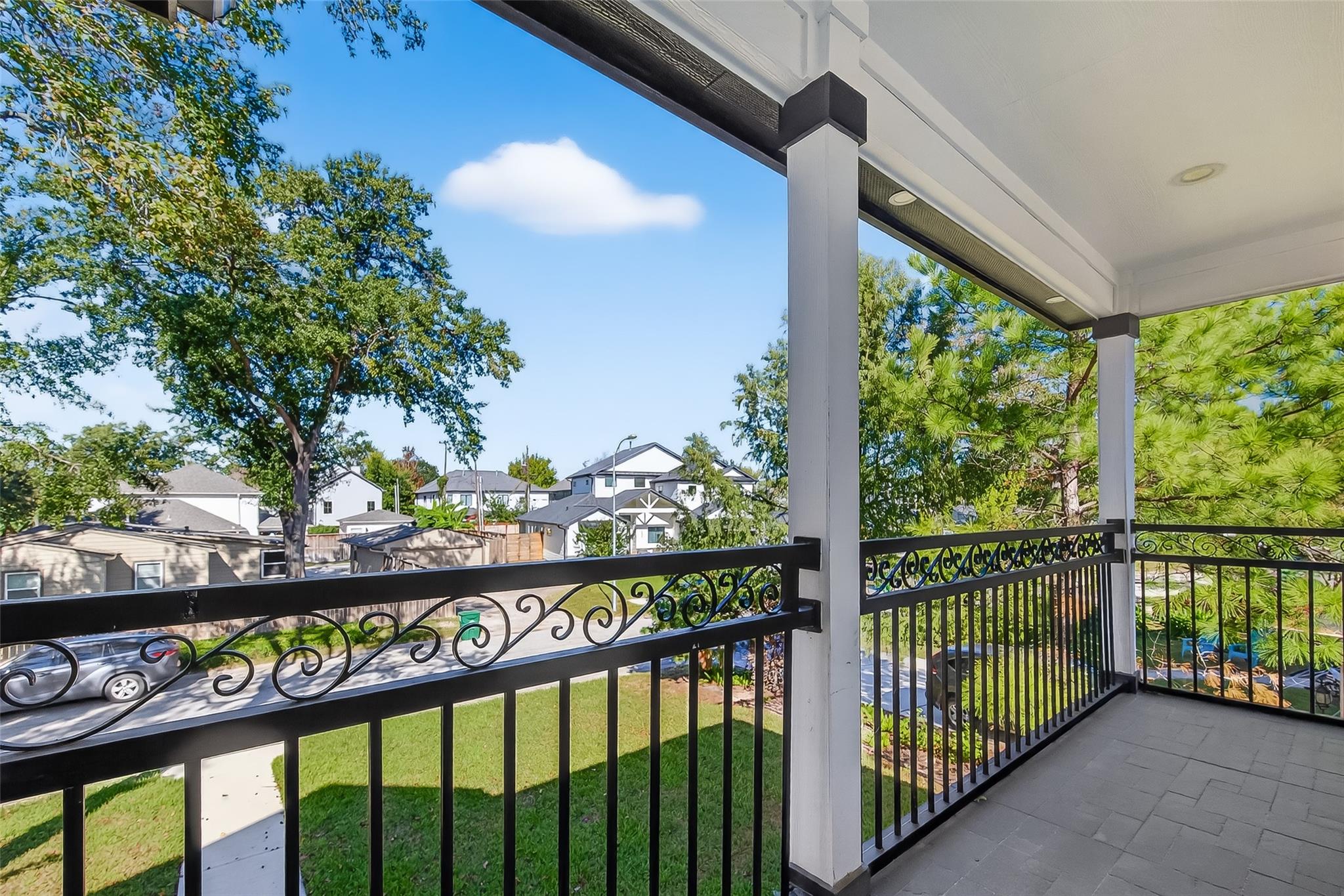 1435 Overhill Street