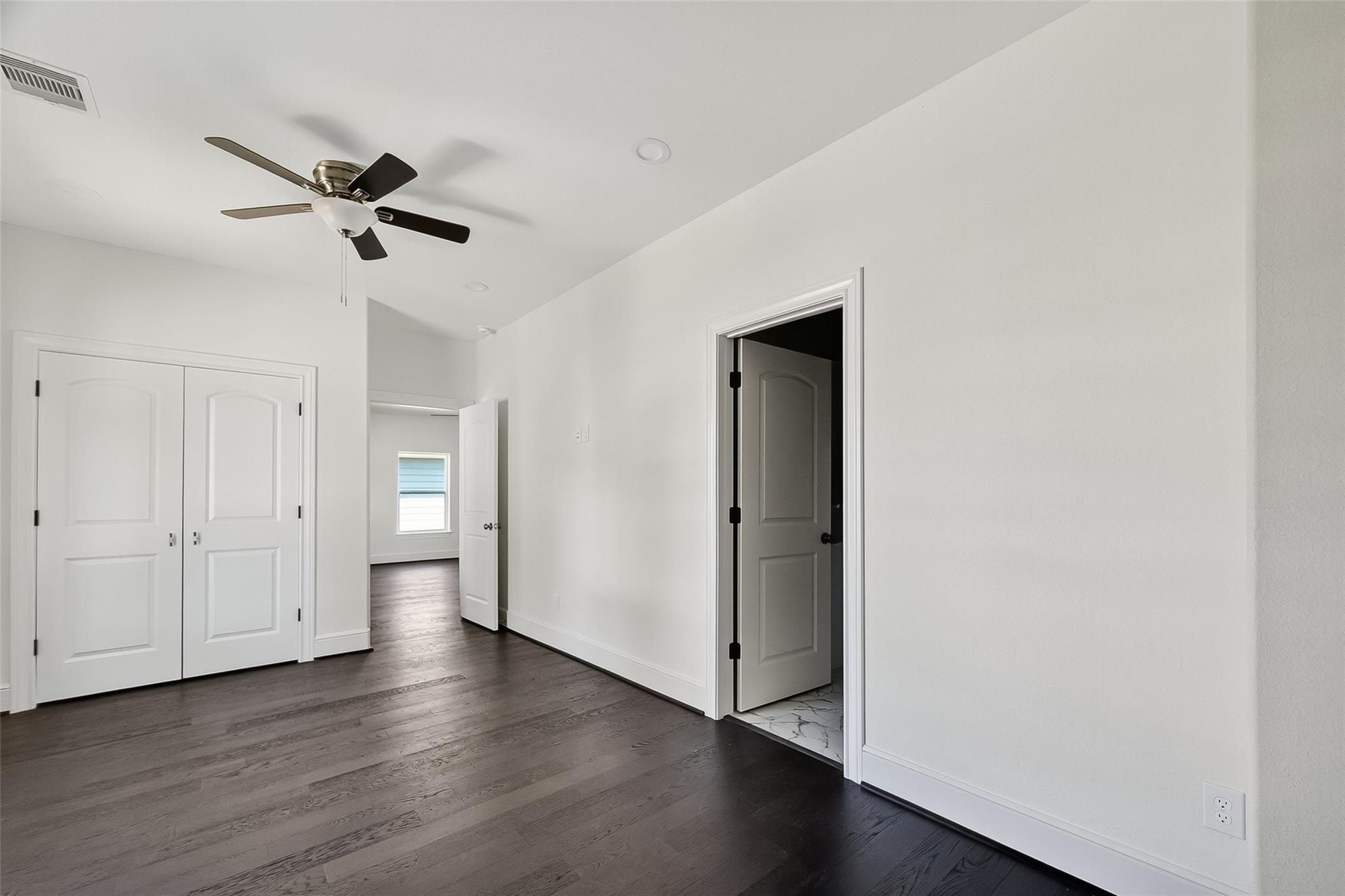 1435 Overhill Street