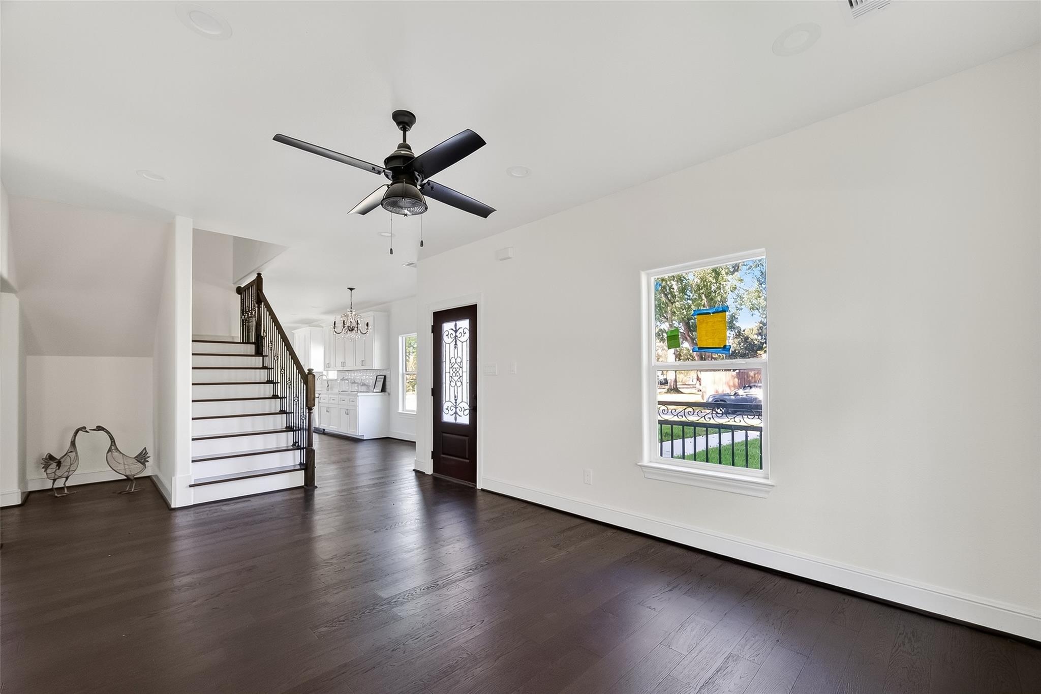 1435 Overhill Street