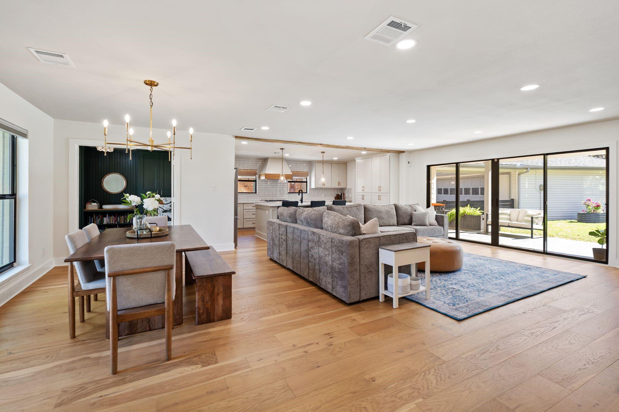 1410 Oak Stream Drive