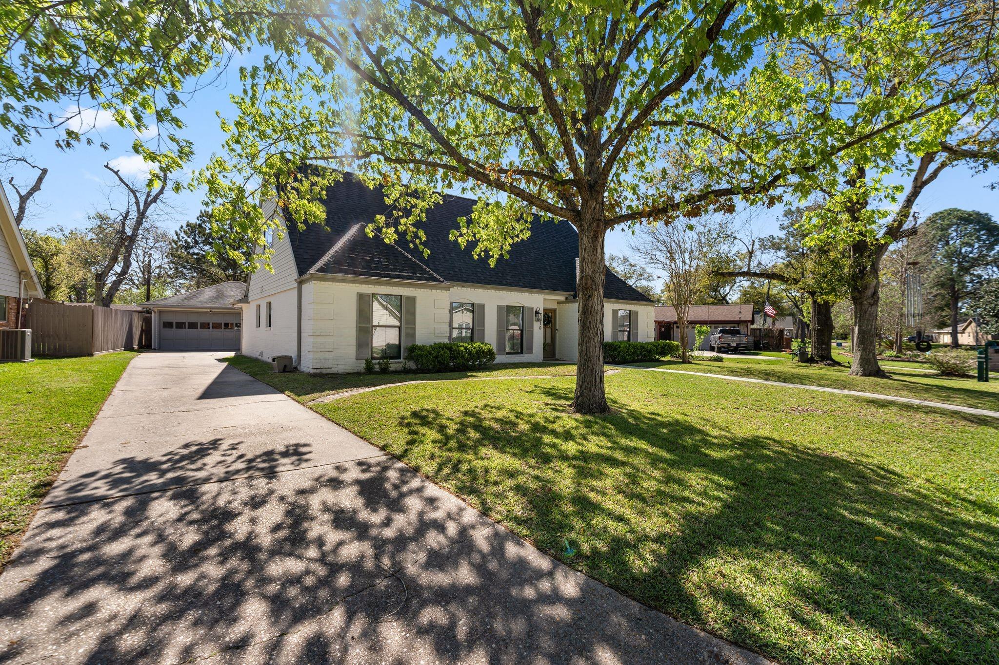 1410 Oak Stream Drive