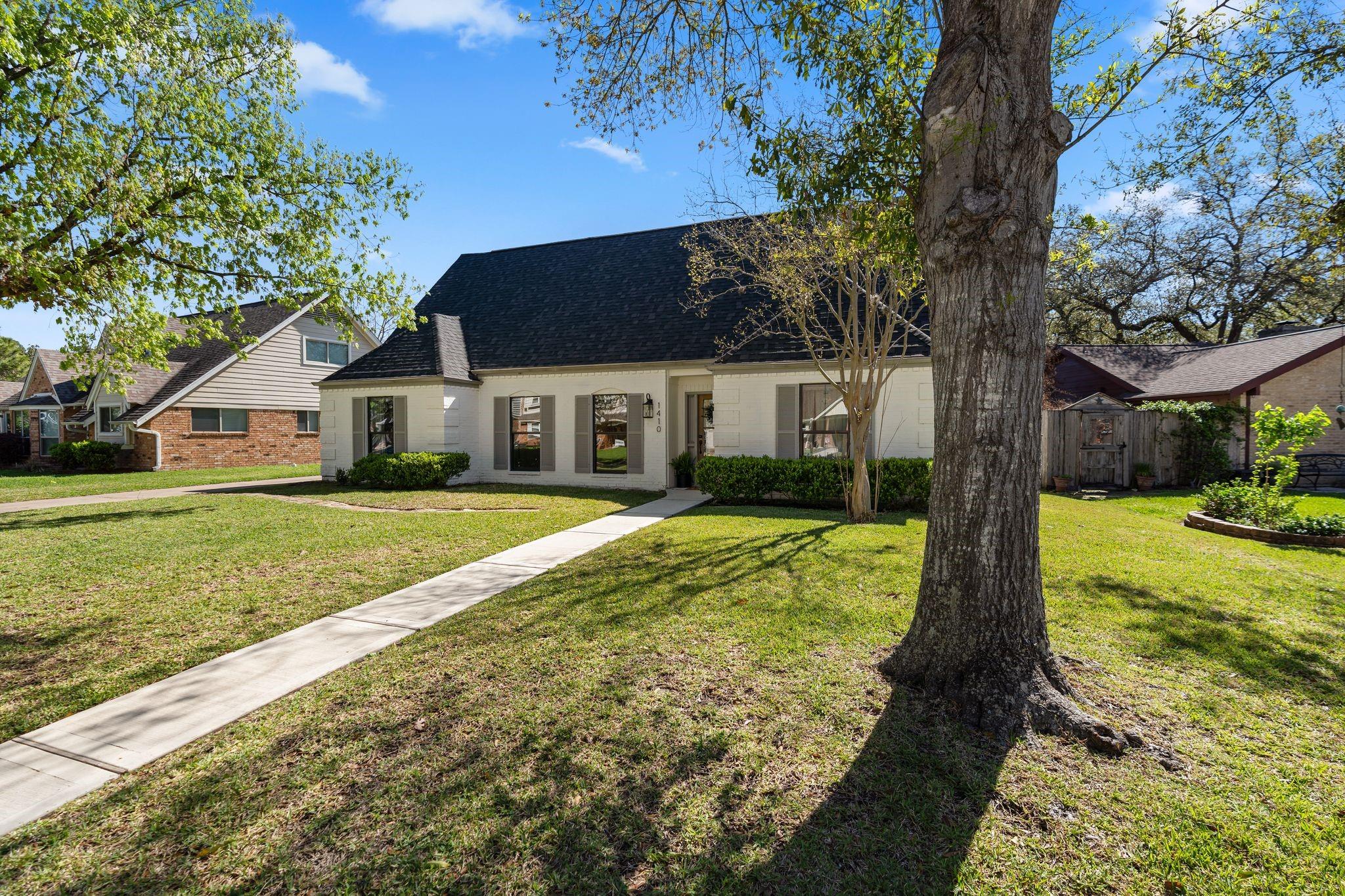 1410 Oak Stream Drive