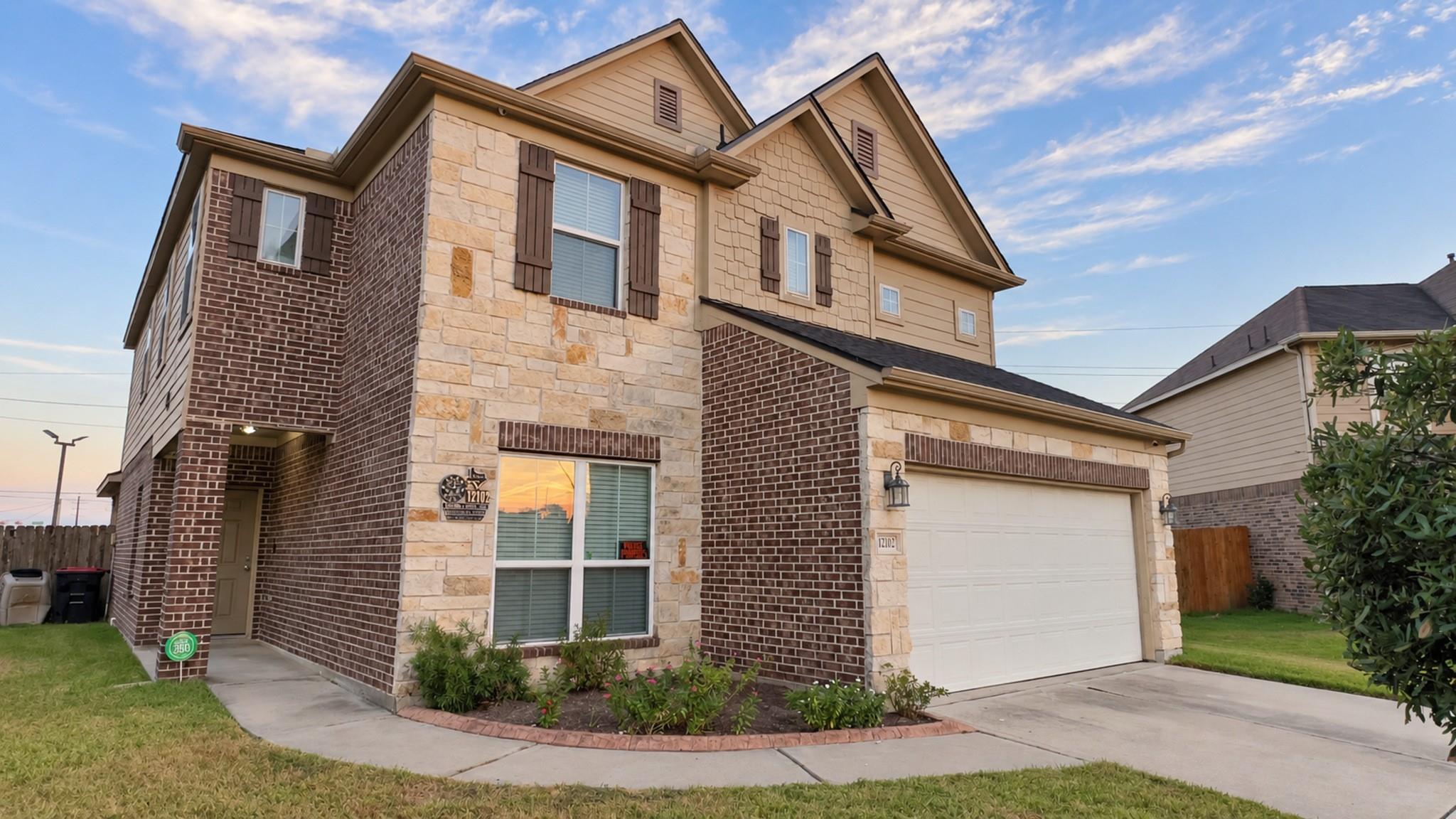 12102 Kings Fall Drive