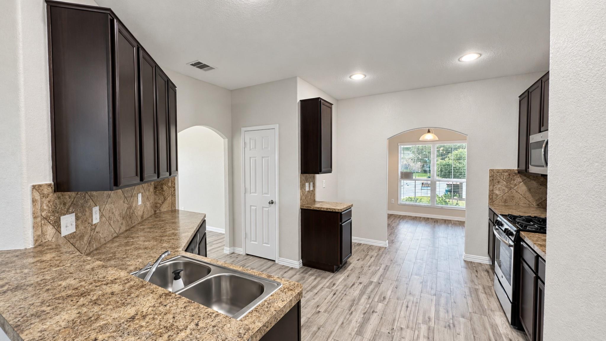 12102 Kings Fall Drive