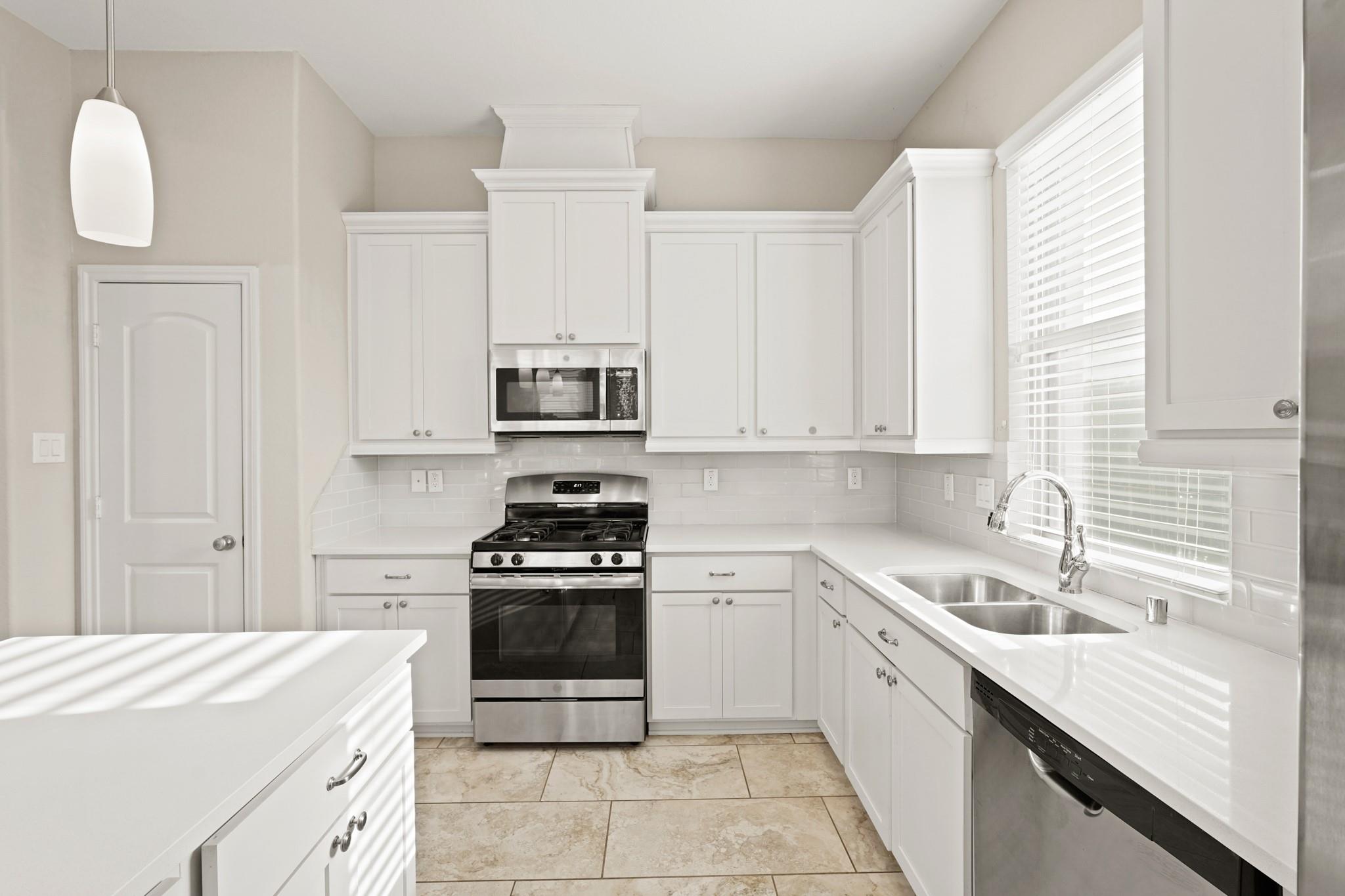 5538 Purple Meadow Lane