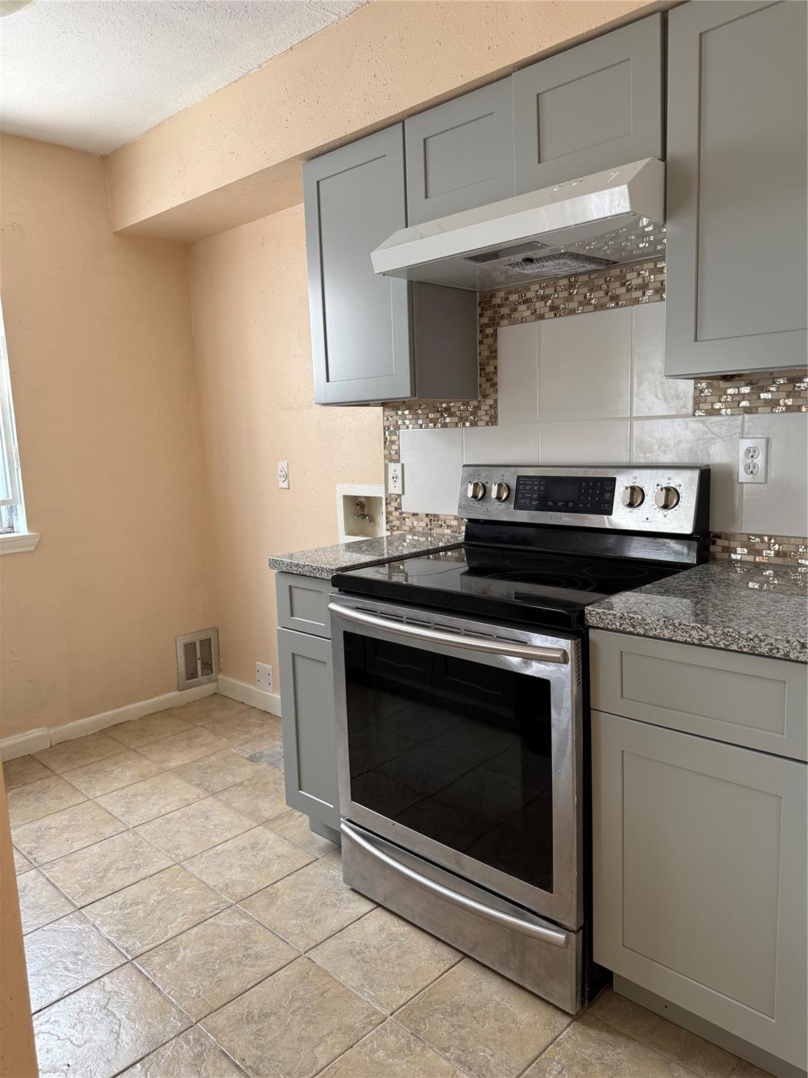 9350 Country Creek Drive # 1