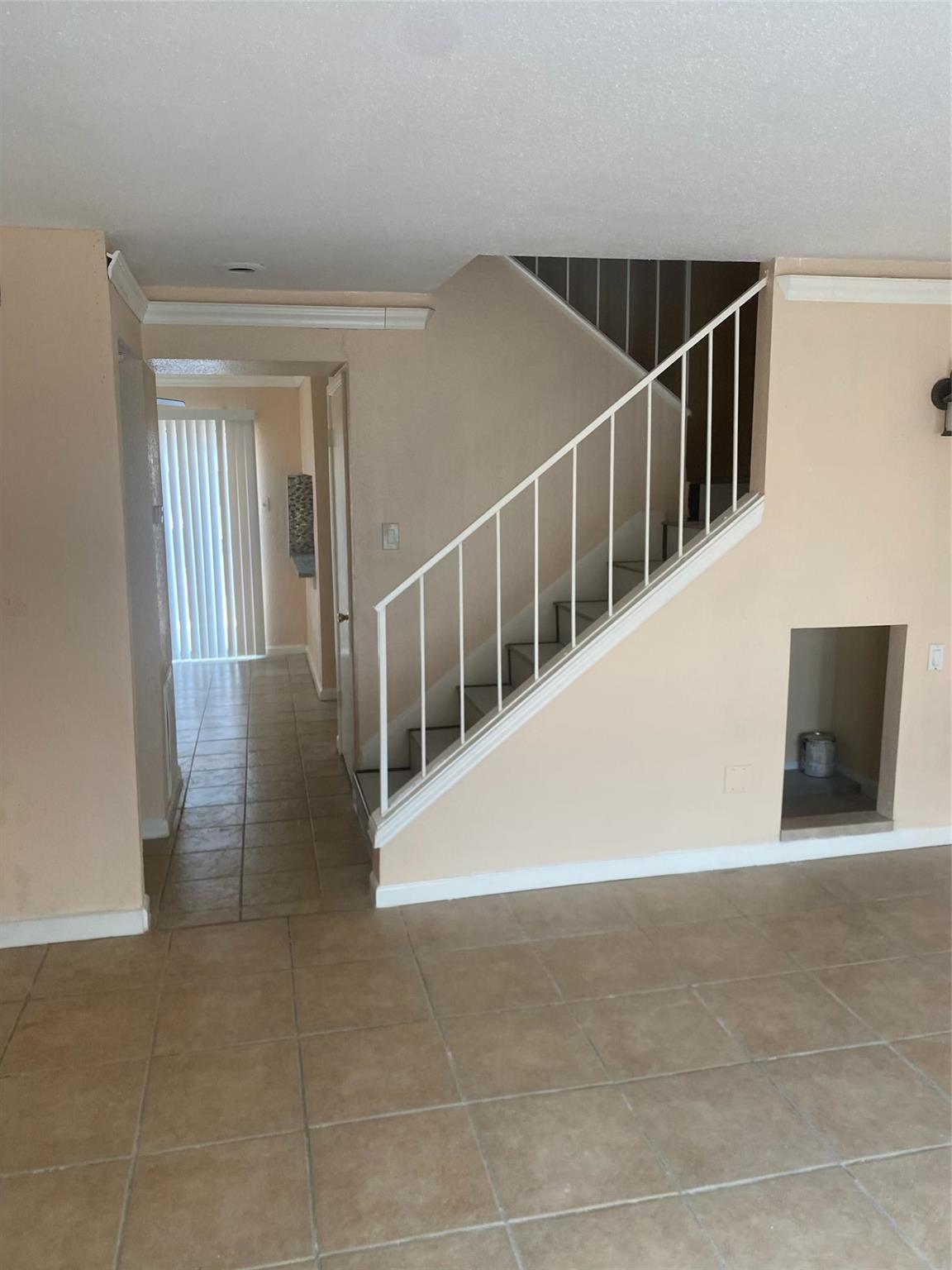 9350 Country Creek Drive # 1