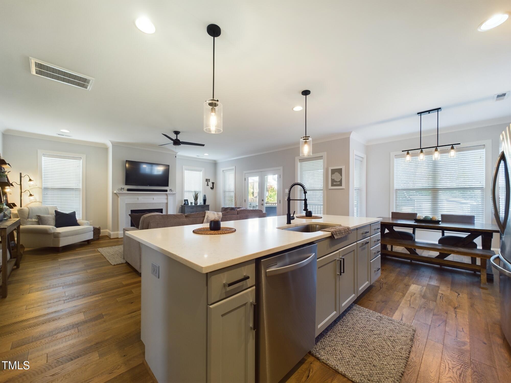 5012 Centerbud Place