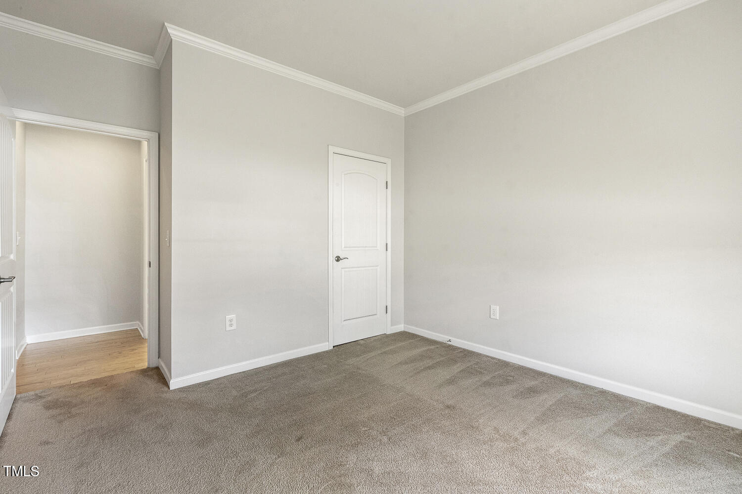 2425 Fiddich Lane
