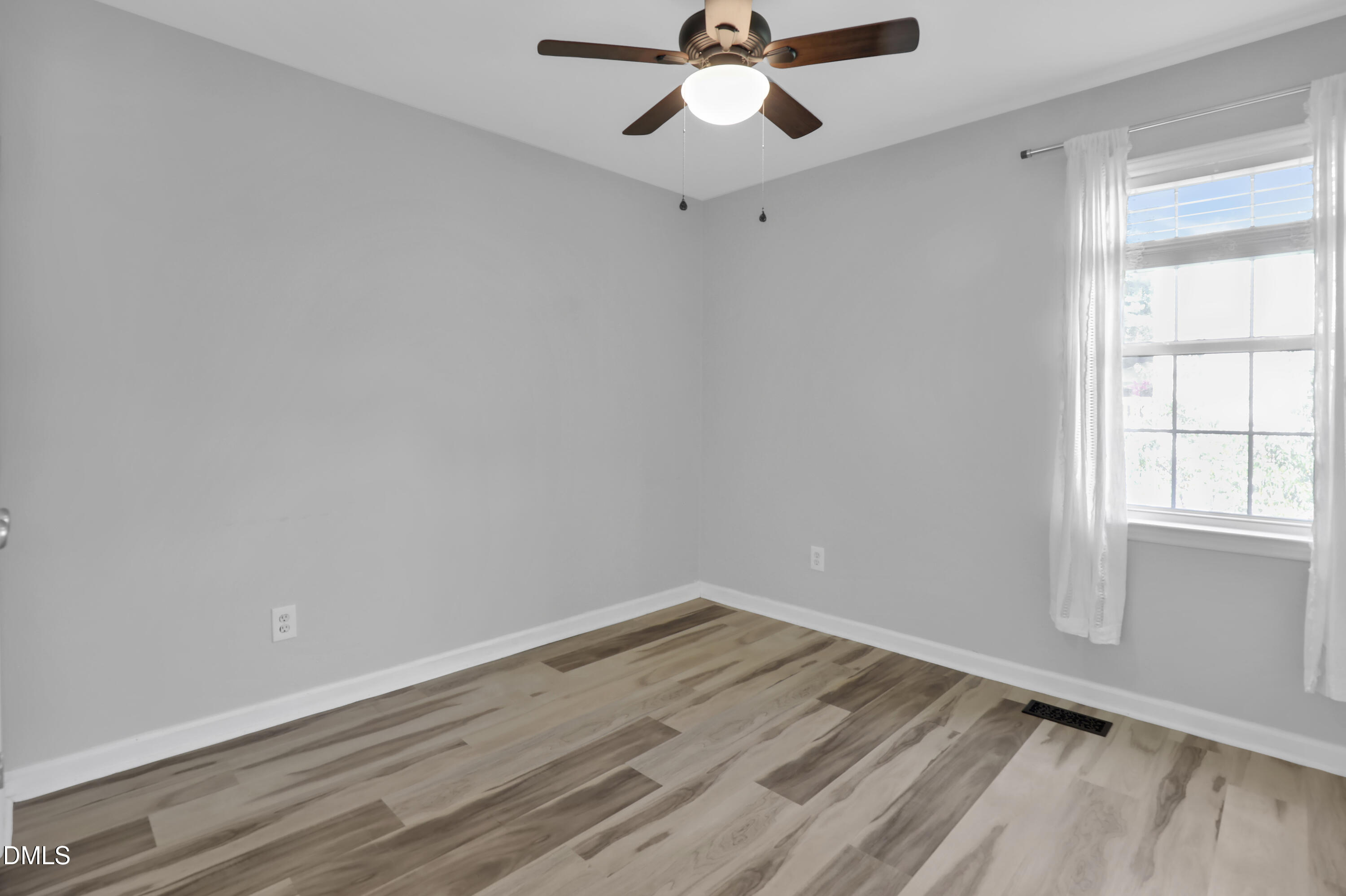 1120 Curtiss Drive