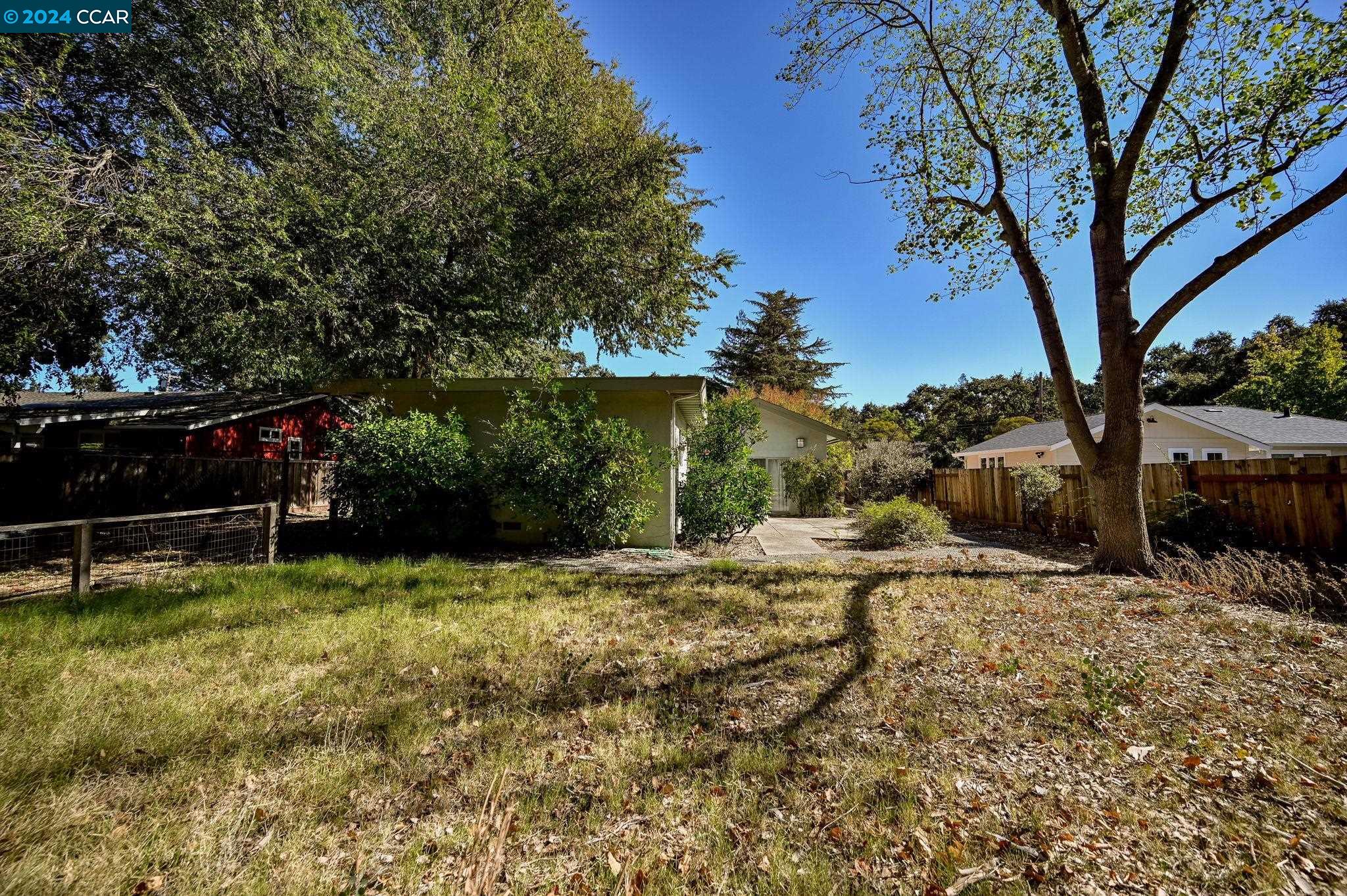 51 Alder Ave