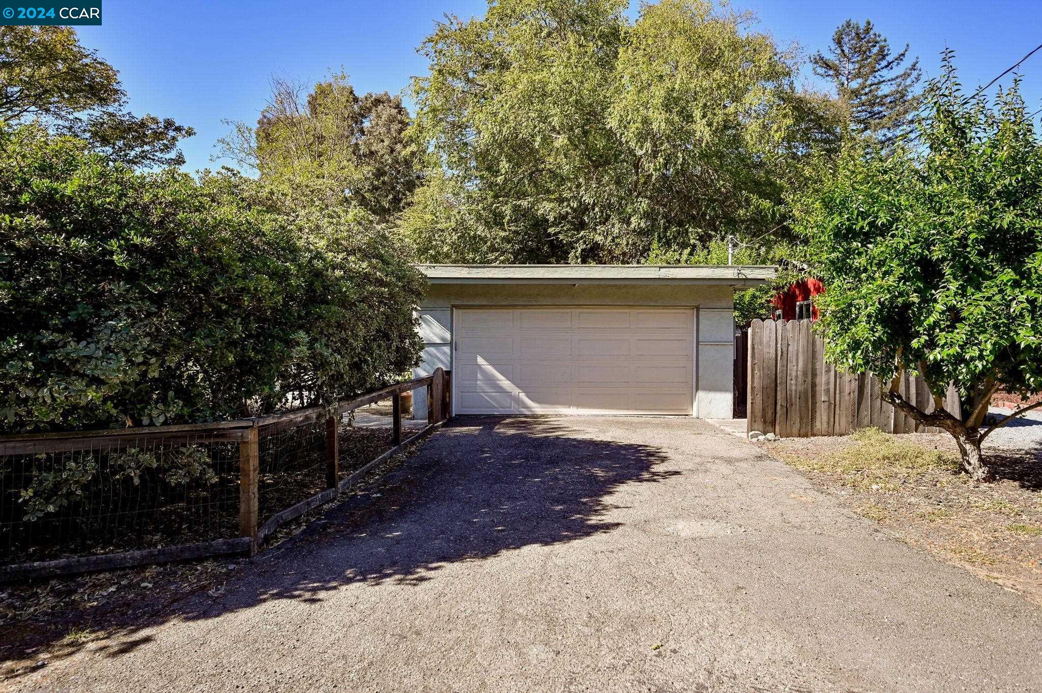 51 Alder Ave