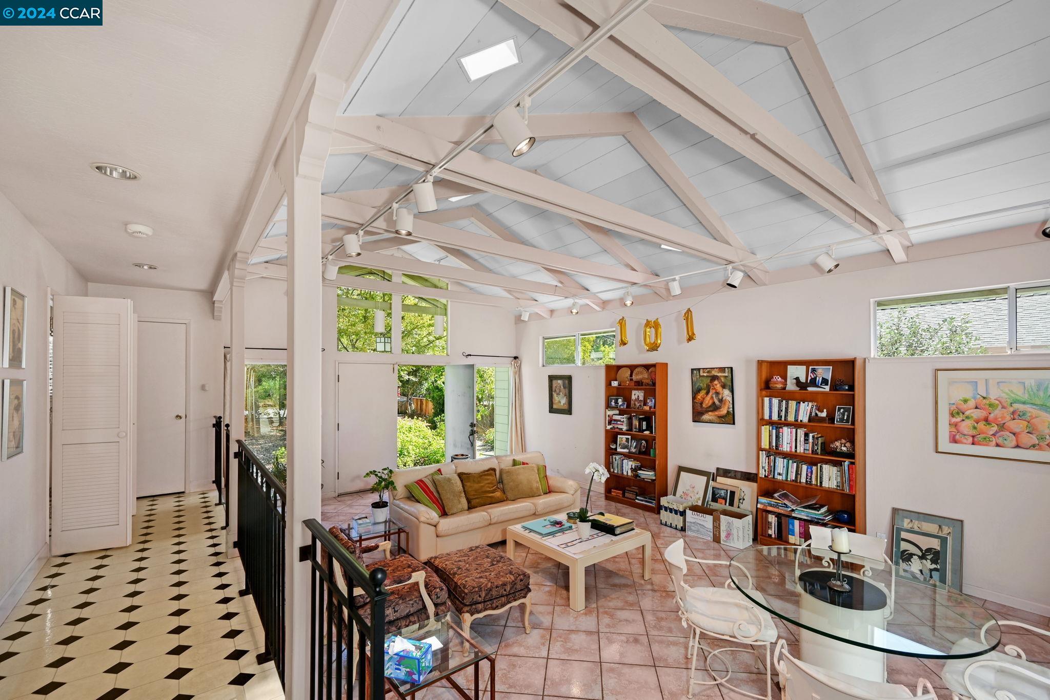 51 Alder Ave