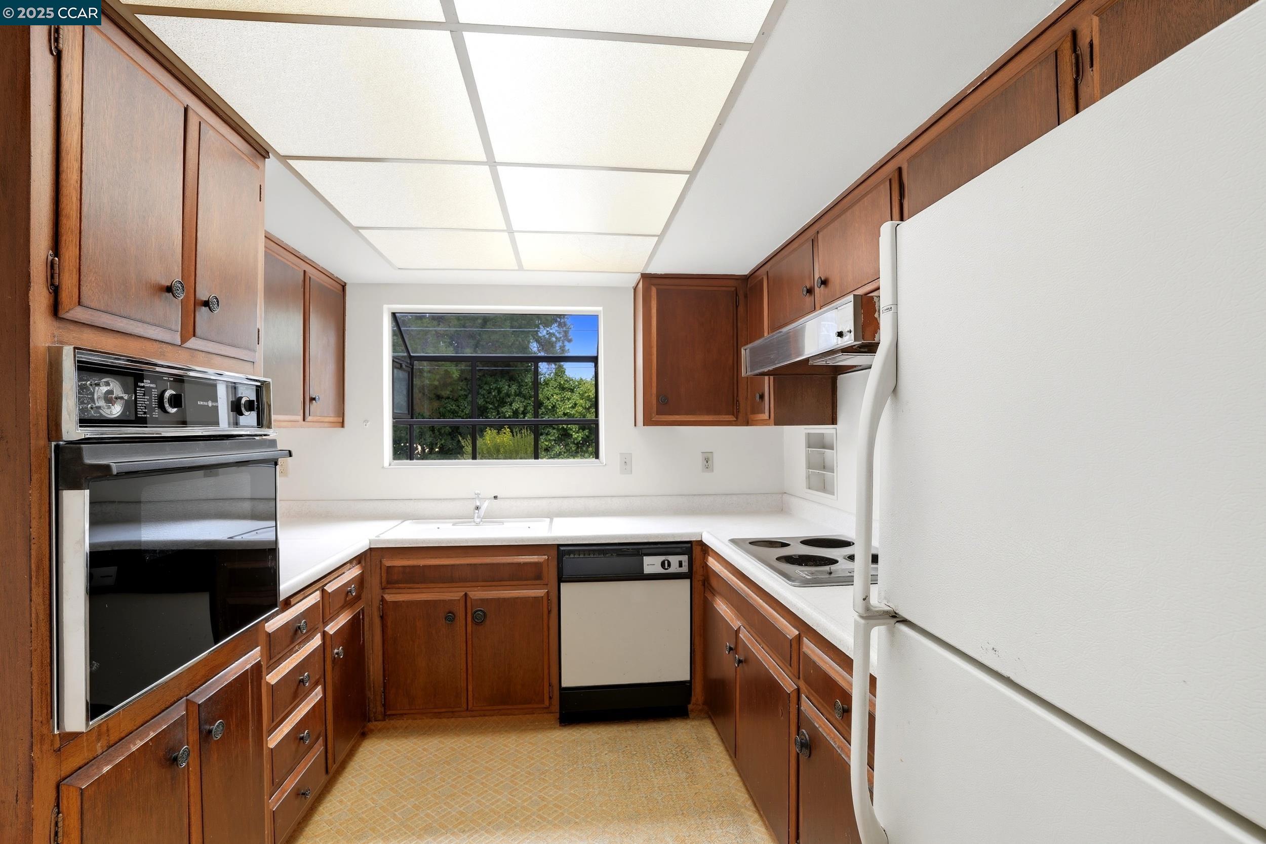 1341 Edinburgh Ct, Concord