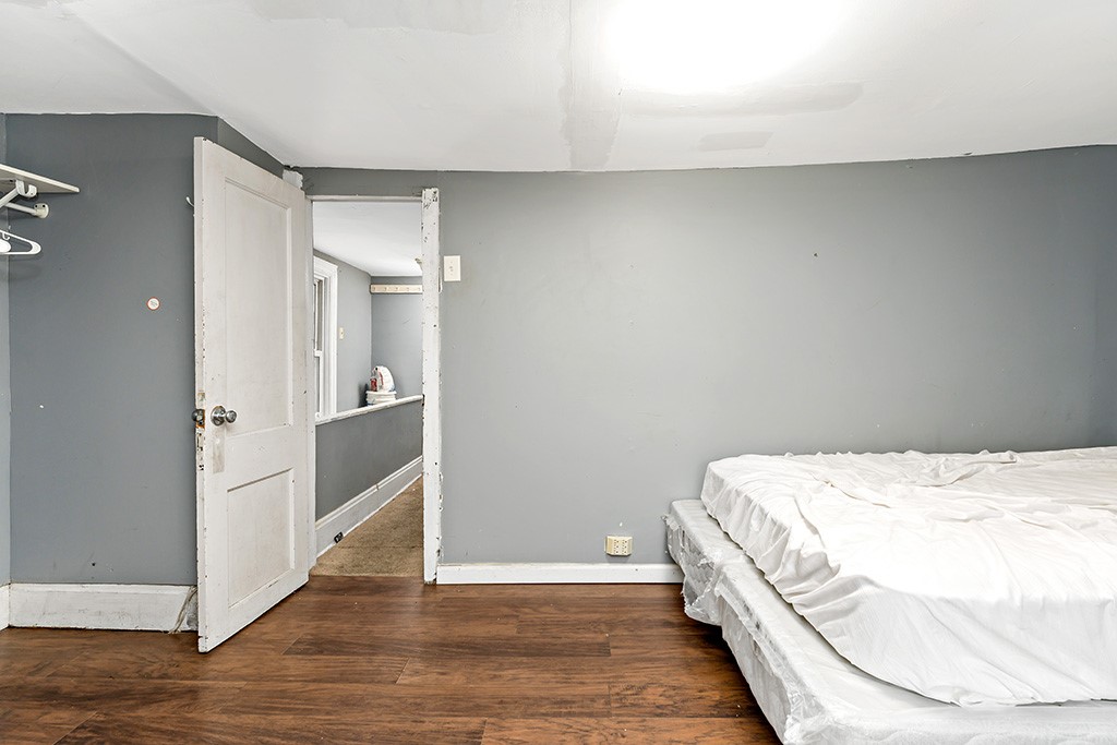7 Sylvania Ave