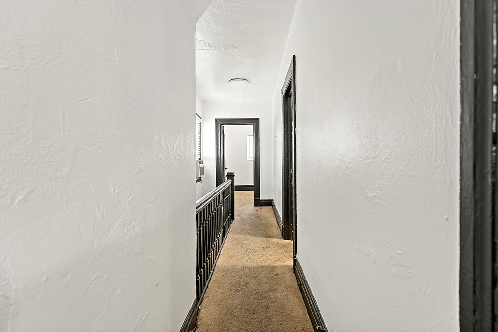 7 Sylvania Ave