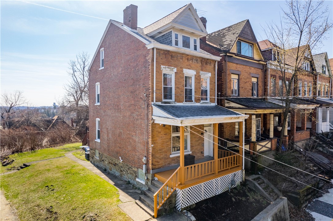 133 Hawkins Avenue