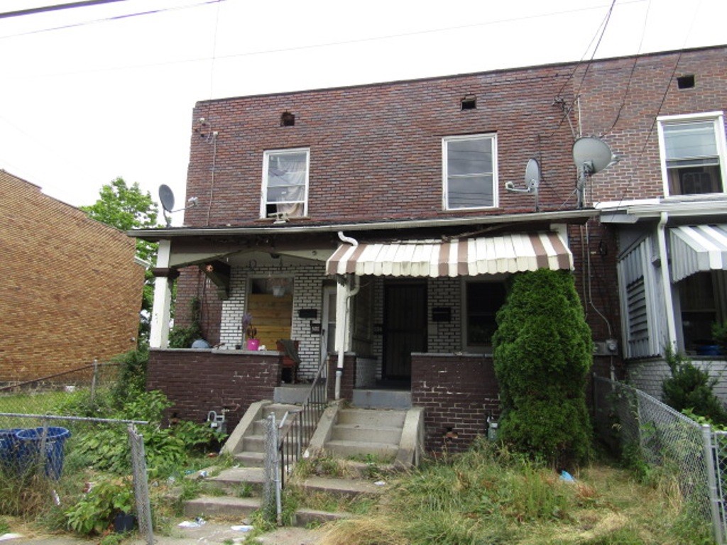 504 Paulson Ave