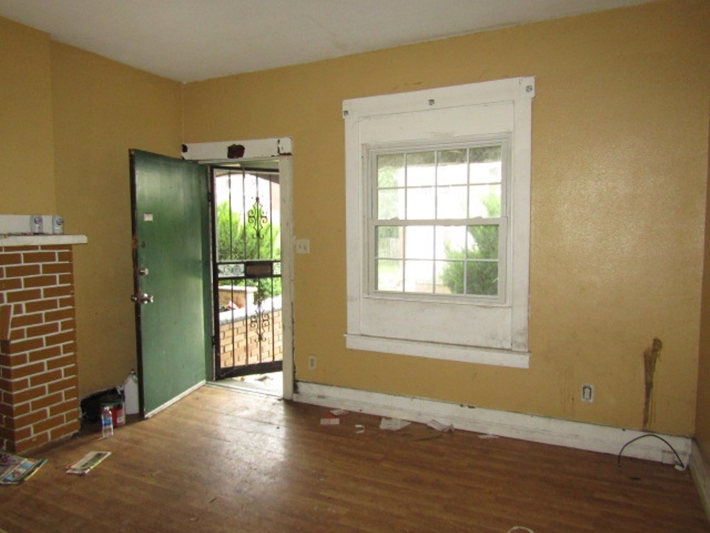 518 Paulson Ave