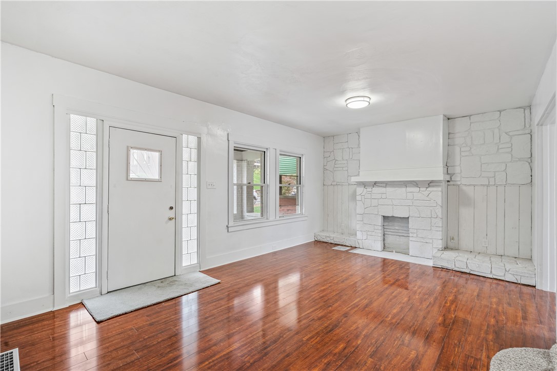 334 Jucunda St