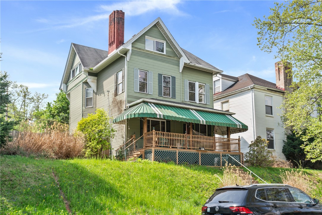 704 E 10th Ave