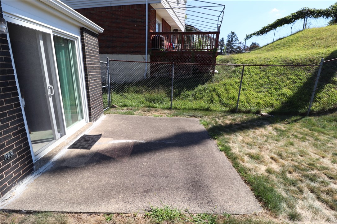451 GROVE RD