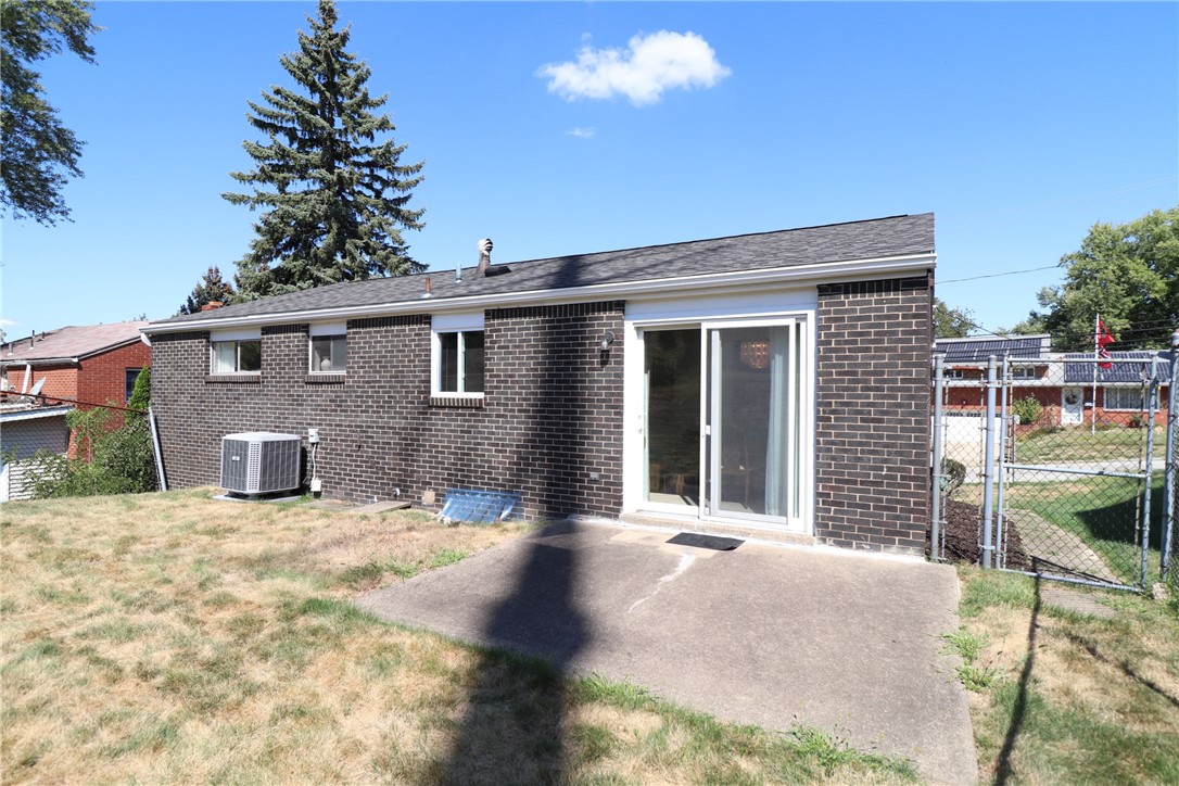 451 GROVE RD