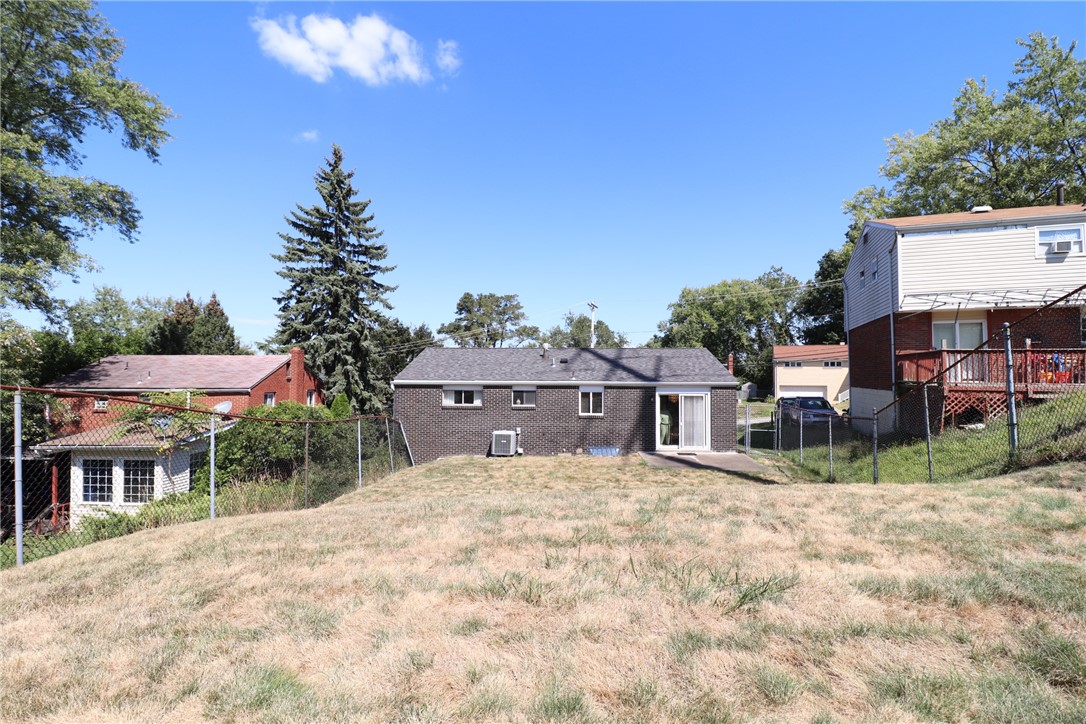 451 GROVE RD