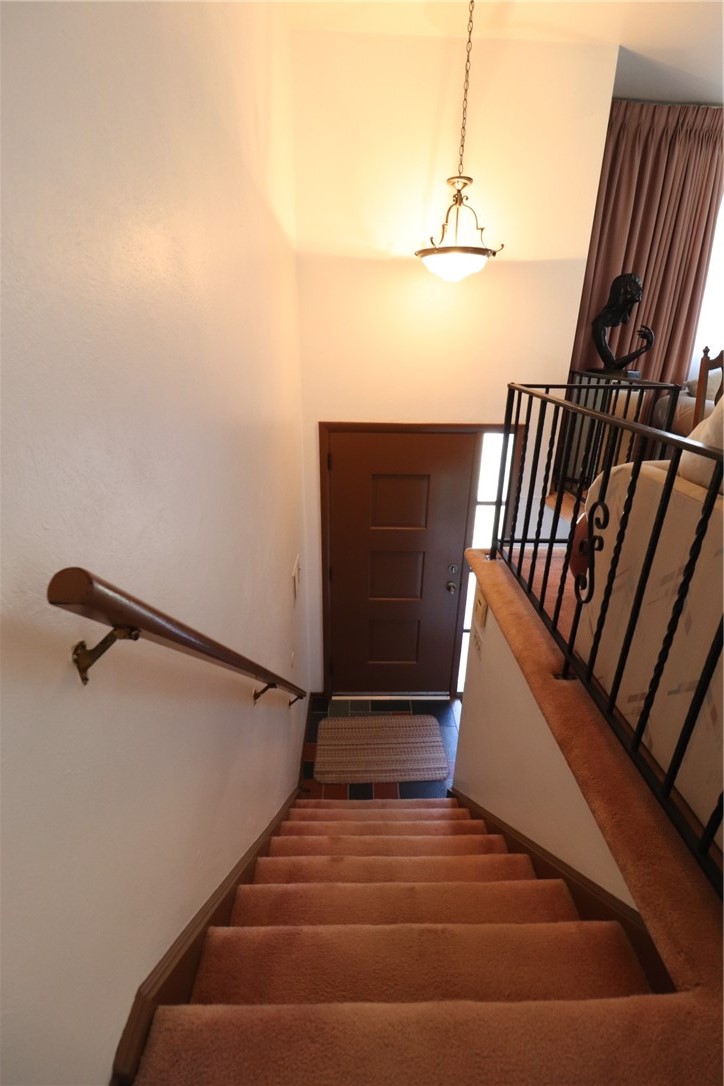 451 GROVE RD