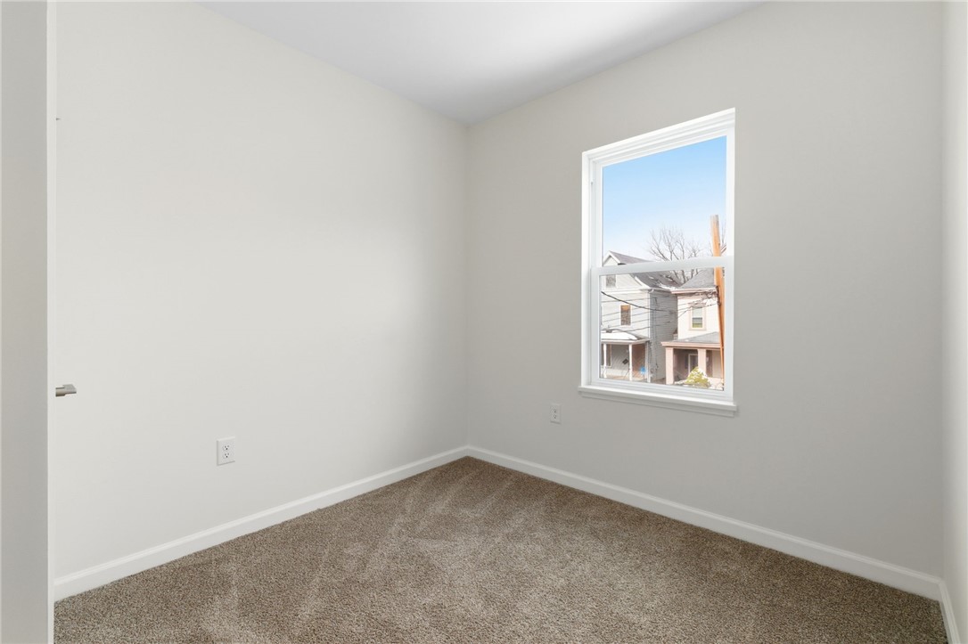 303 Elsdon Street
