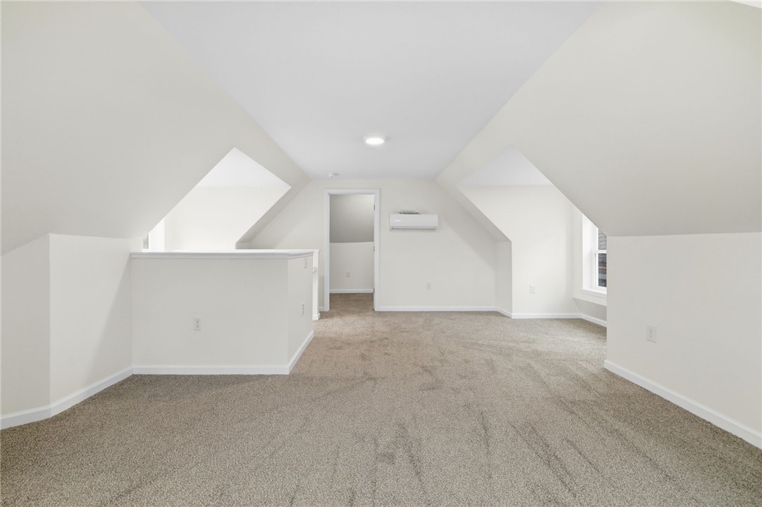 303 Elsdon Street