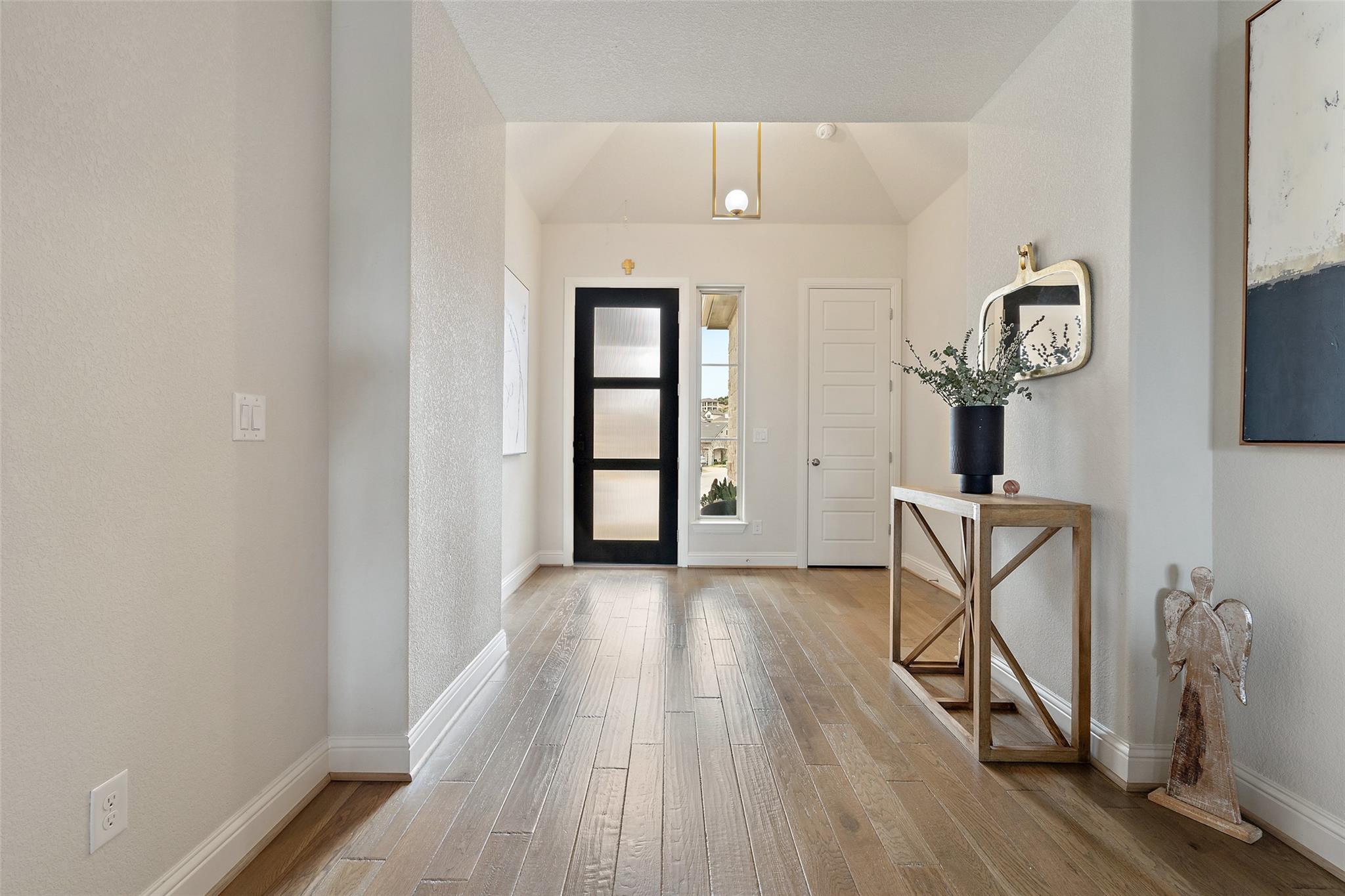 216 Vista Village CV