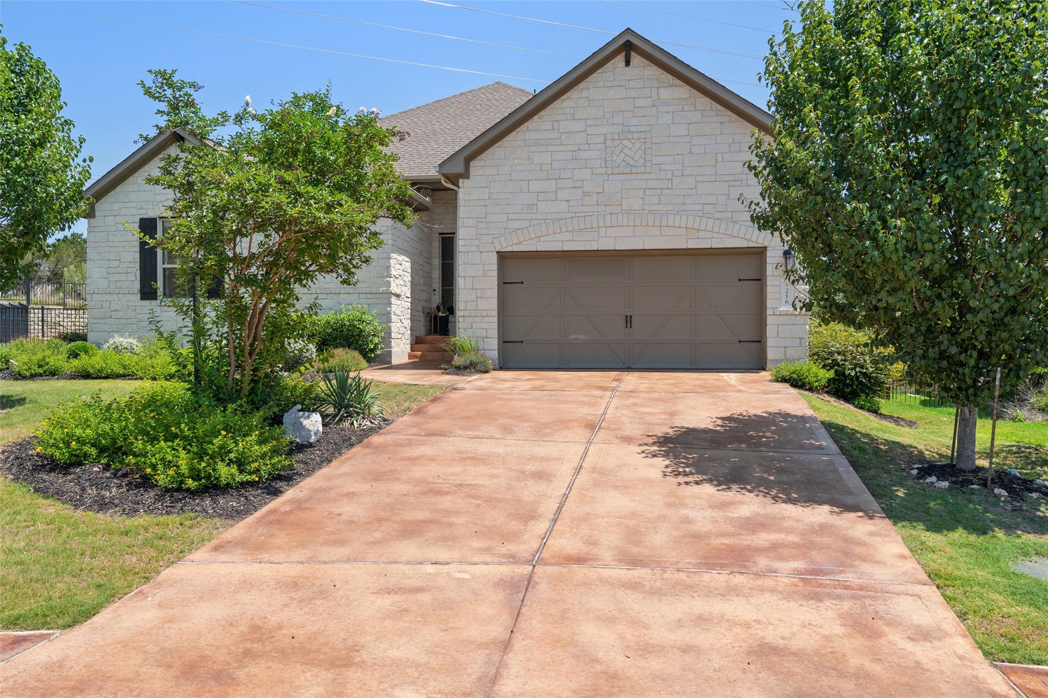 216 Vista Village CV