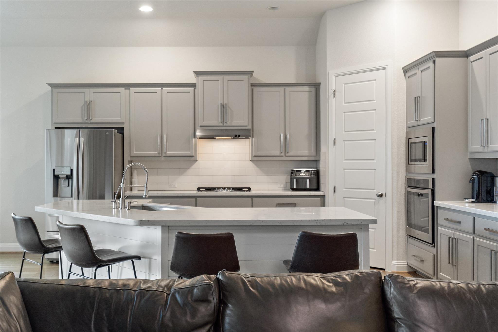 216 Vista Village CV
