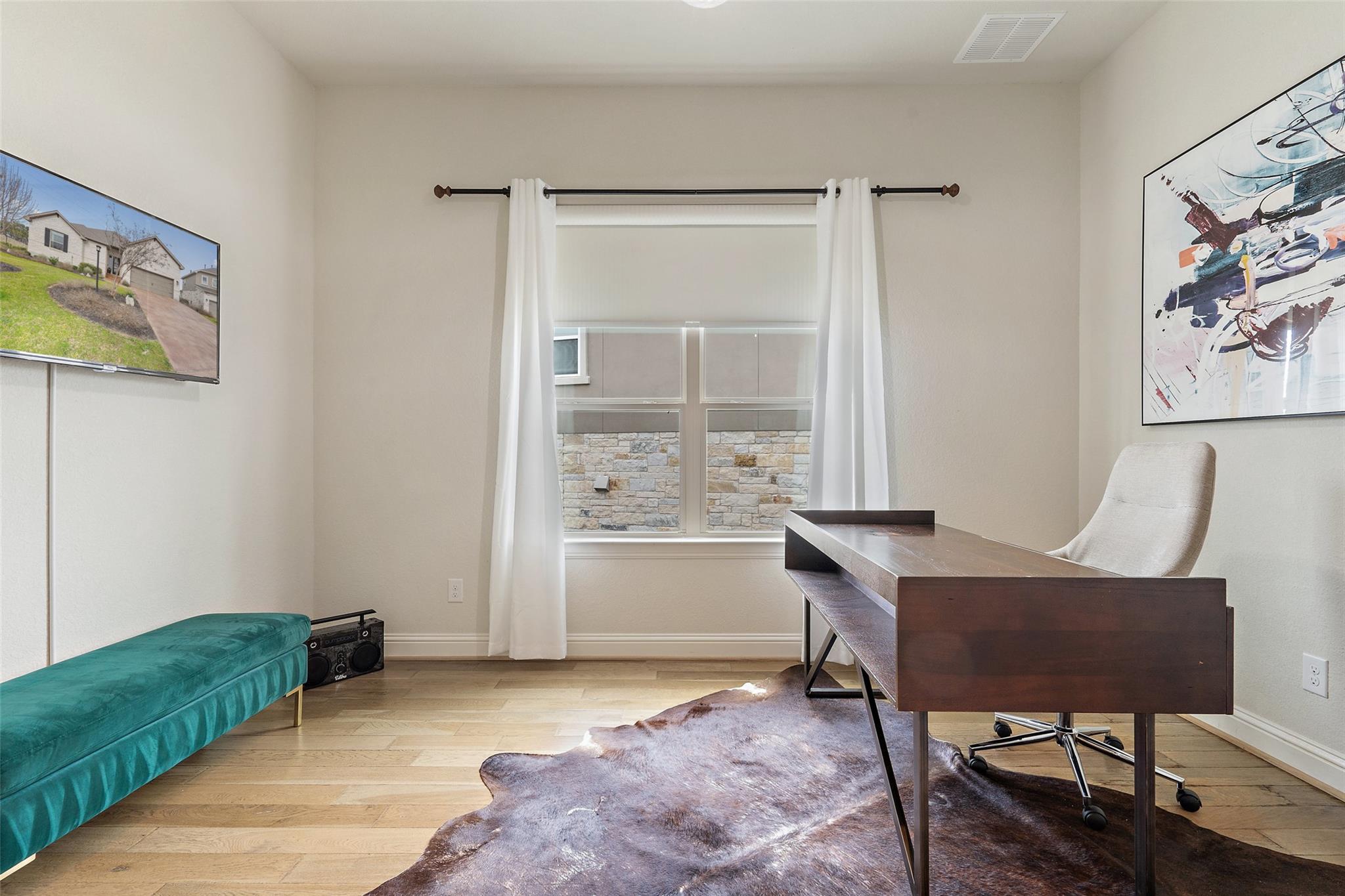 216 Vista Village CV
